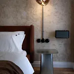 Hipsters Hotel 3*